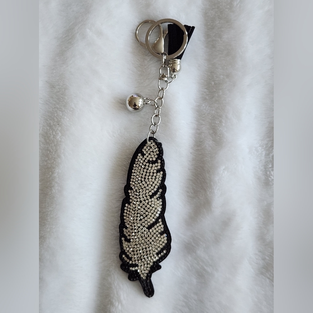 Elegant Black and Silver Feather Rhinestone Keychain Bag Charm